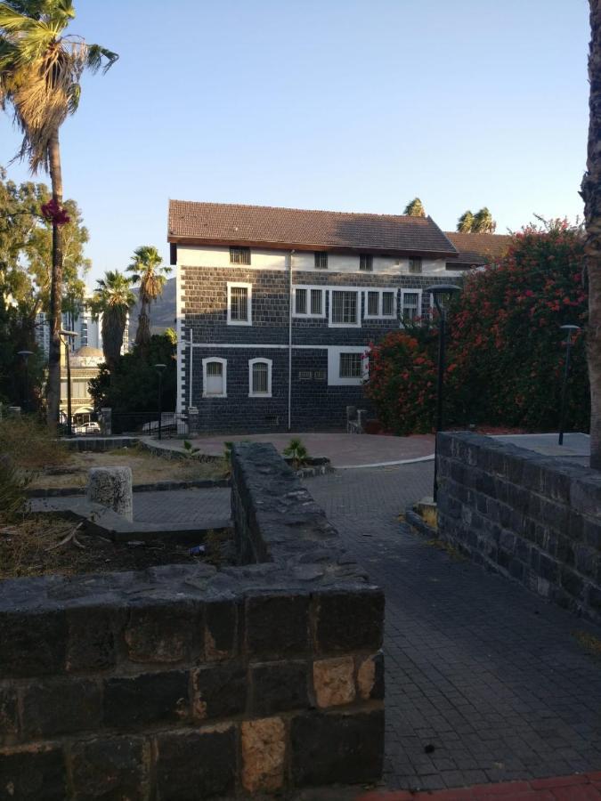Apartamento פינה שקטה דקה הליכה לכנרת והטיילת Tiberíades Exterior foto